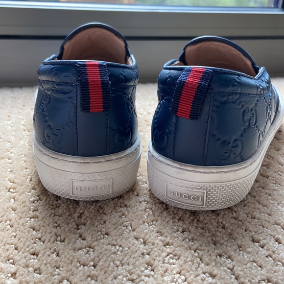 Gucci GG embossed slip on sneakers - Picture 6 of 14